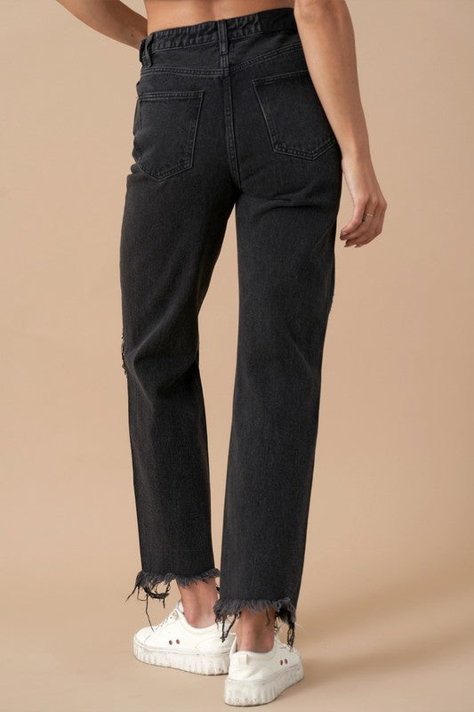 FLIPPED WAIST STRAIGHT JEANSFLIPPED WAIST STRAIGHT JEANSModel is wearing size 3/25, Height 5'8Waist - 28 1/2Hip - 38 1/4Front Rise - 10 1/4Leg Opening - 17Inseam - 27
Style: Casual
Print / Pat