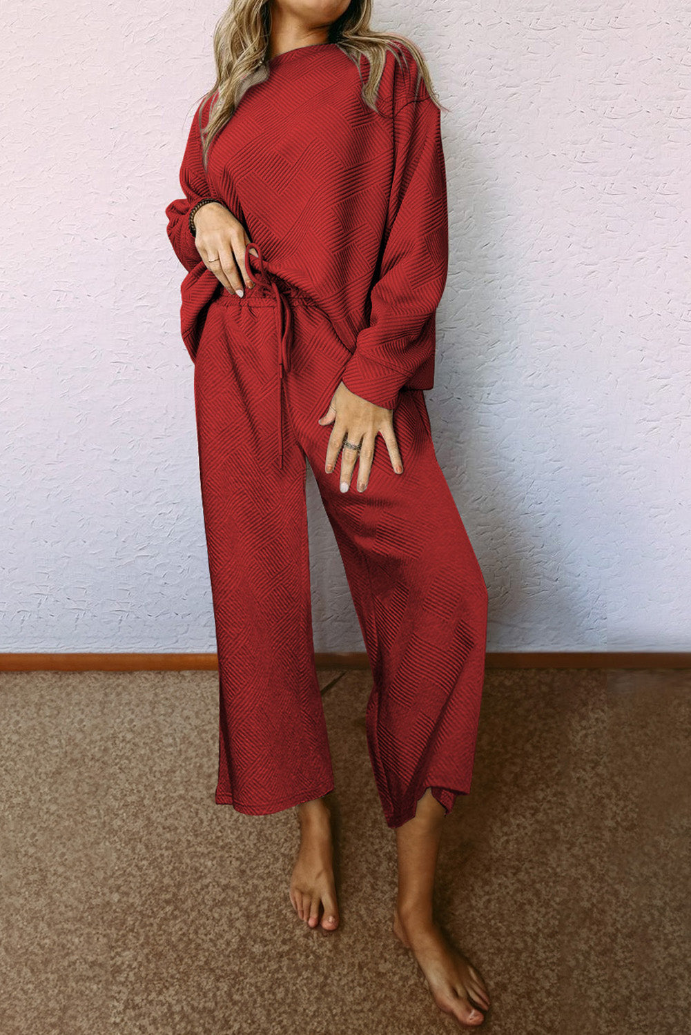 Red Dahlia Textured Loose Slouchy Long Sleeve Top and Pants SetMaterial:95%POLYESTER+5%ELASTANE



		Our Gray Textured Loose Slouchy Long Sleeve Top and Pants Set, a comfortable and stylish ensemble that is perfect for loungin