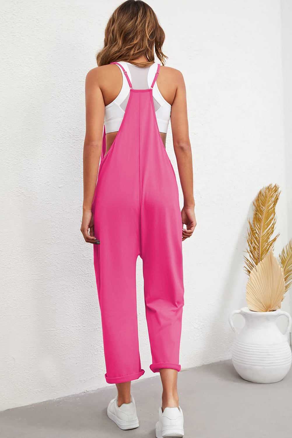 Black Pocketed Adjustable Spaghetti Strap Straight Leg JumpsuitMaterial:95%POLYESTER+5%ELASTANE


	


		Straight leg jumpsuit can perfectly shape
wearers’ leg shapes
	
	
		Adjustable spaghetti strap is perfect to
suit w