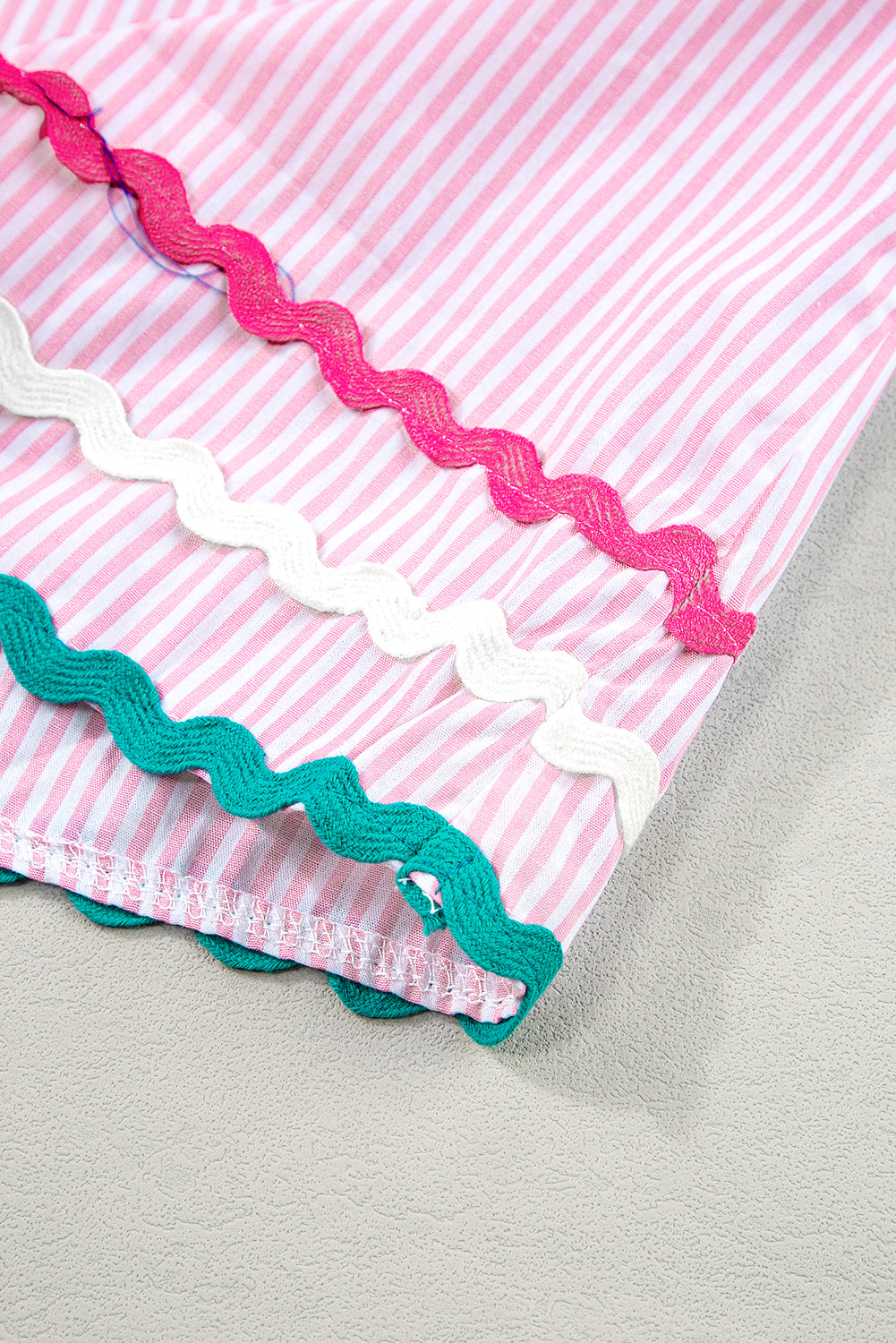 Sky Blue Striped Ricrac Splicing Frill V-Neck BlouseMaterial:100%Cotton



		Playful stripes: This blouse features a fun striped pattern with flirty frill details and a flattering V-neck.
	
	
		Chic and charming: