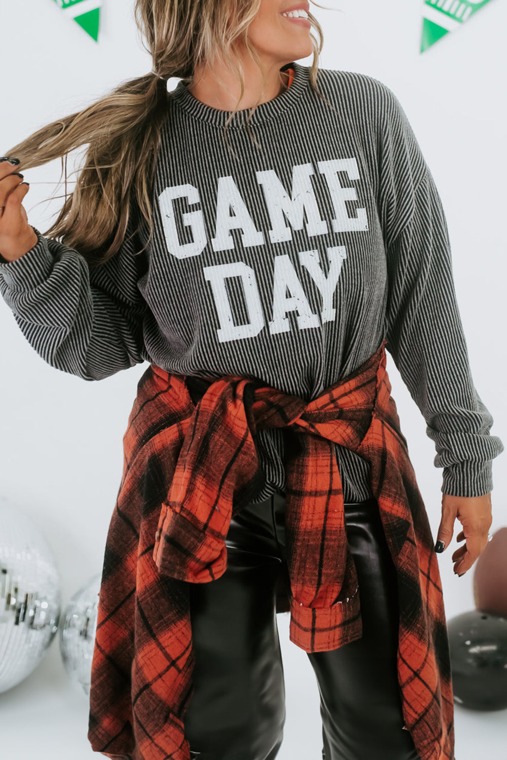 Dark Grey Corded GAME DAY Graphic Long Sleeve TopMaterial:75%Polyester+20%Viscose+5%Elastane



		Celebrate game day in style with this eye-catching graphic long sleeve top.
	
	
		Stay cozy and comfortable wit