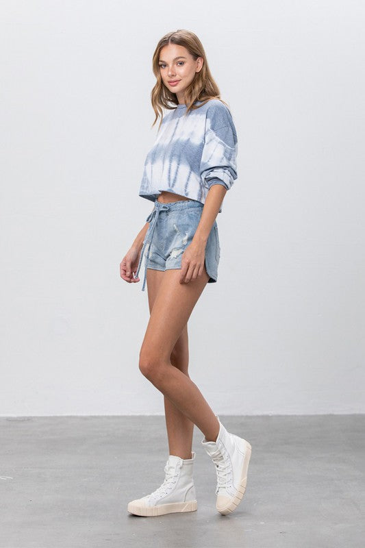 MID RISE JOGGER SHORTSMID-RISE JOGGER SHORTS100% COTTON(SIZE S)WAIST 29 1/2"HIP 39 1/2"FRONT RISE 10 1/4"LEG OPENING 23"INSEAM 2 1/2"*Model wears size S*MODELHEIGHT 5'9"WAIST 24"HIPS 35"B