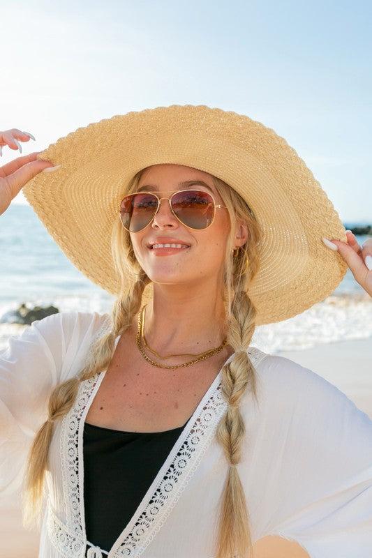 Scallop Edge Bow Accent SunhatScallop Edge Bow Accent Sunhat DetailsScallop edge designBurlap bow accentHat material: 100% strawBrim length: 5.5"Foldable &amp; packableInside lining for all-day c