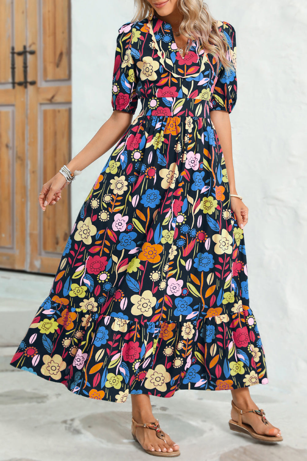 Green Floral Print Split V Neck Puff Sleeve Maxi DressMaterial:100%Cotton



		The dress is made from a soft and breathable fabric, ensuring comfort and a lightweight feel.
	
	
		This maxi dress features a split V 