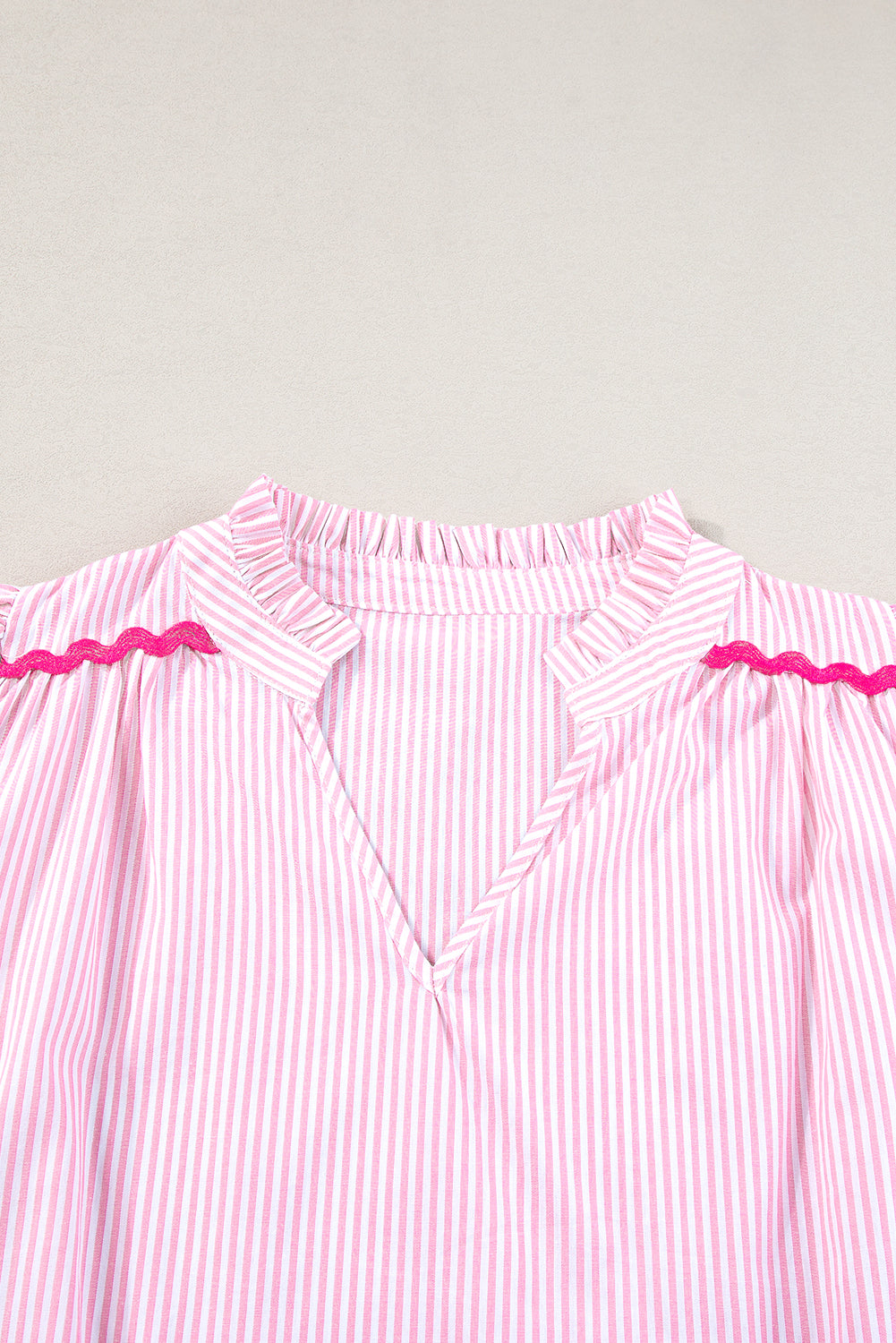 Sky Blue Striped Ricrac Splicing Frill V-Neck BlouseMaterial:100%Cotton



		Playful stripes: This blouse features a fun striped pattern with flirty frill details and a flattering V-neck.
	
	
		Chic and charming: