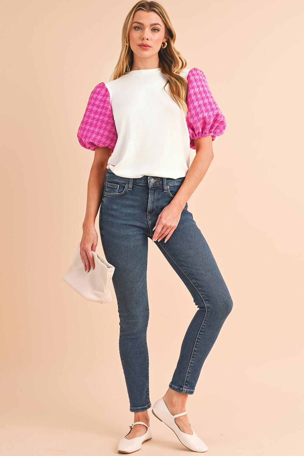 White Tweed Lantern Sleeve Patchwork BlouseMaterial:93%Viscose+7%Elastane



		The blouse features lantern sleeves, which are characterized by their voluminous and puffed shape. 
	
	
		The blouse can be 