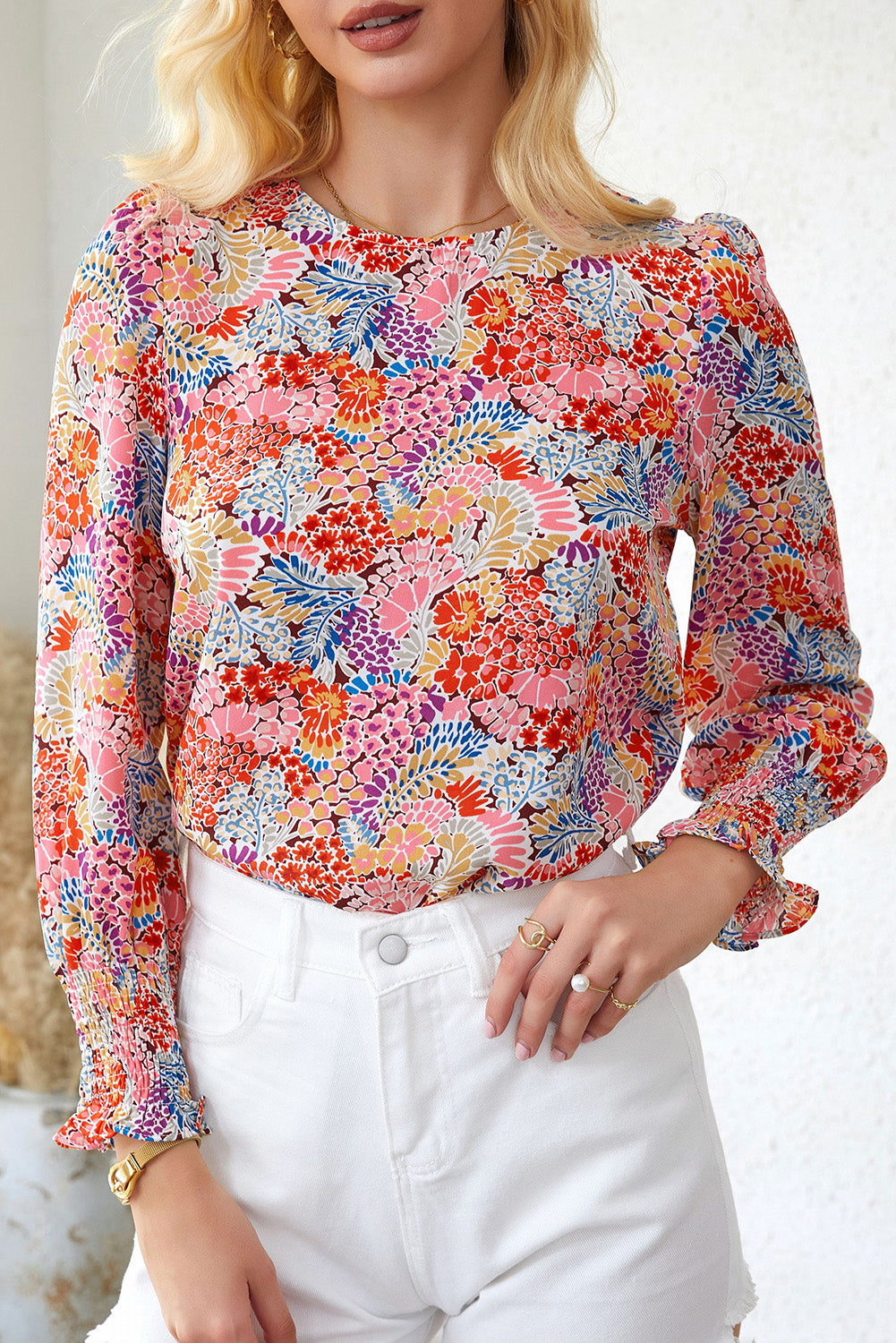Multicolor Floral Print Smocked Cuffs Long Sleeve BlouseMaterial:100%Polyester


	

			The Floral Print Smocked Cuffs Long Sleeve Blouse is a feminine and elegant addition to any wardrobe. Its delicate floral print and