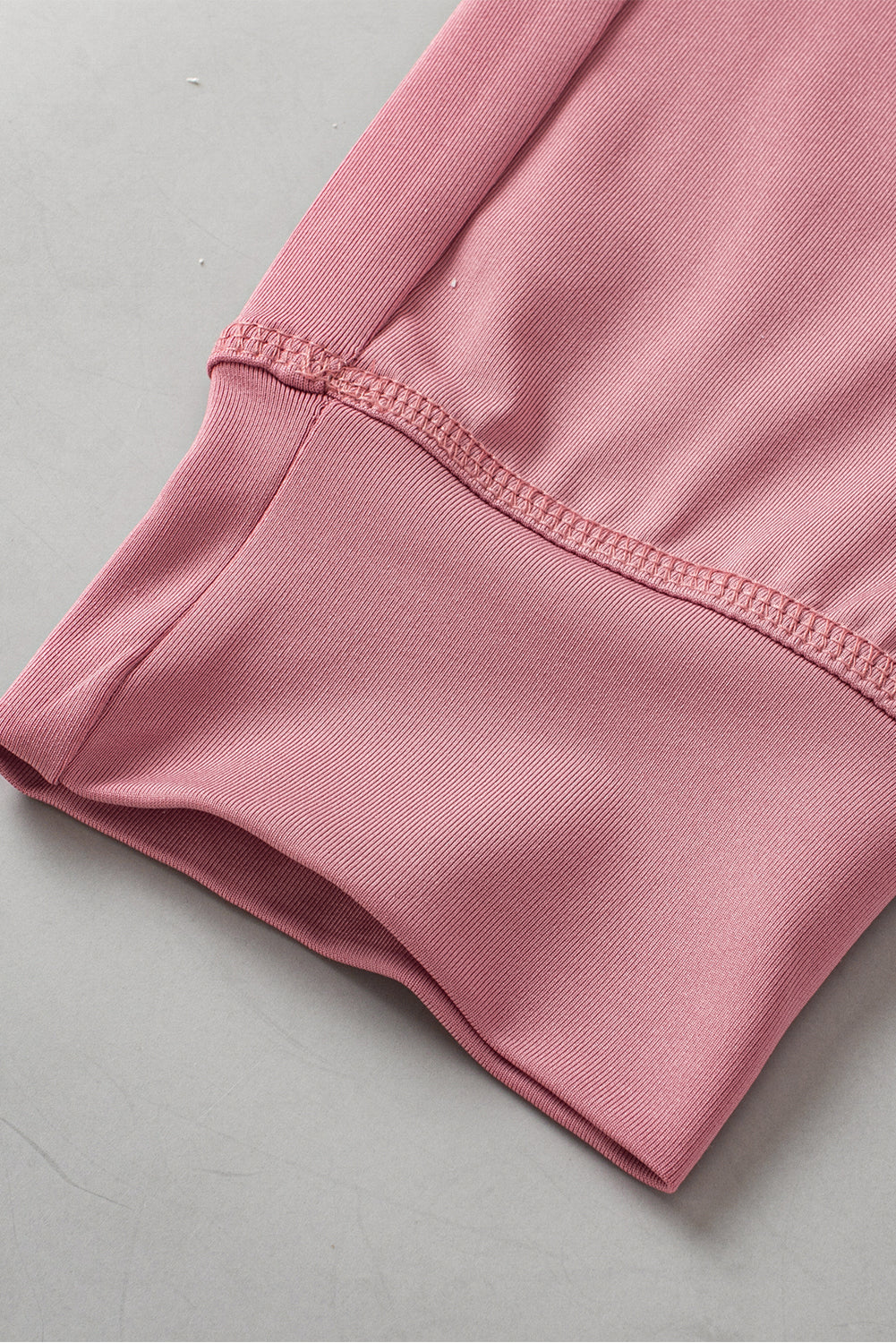 Black Casual Drawstring Drop Waist Pocketed JoggersMaterial:90%Polyester+10%Elastane



		Black can easily be paired with different tops and shoes, making it a go-to option for various outfits.
	
	
		The drawstr