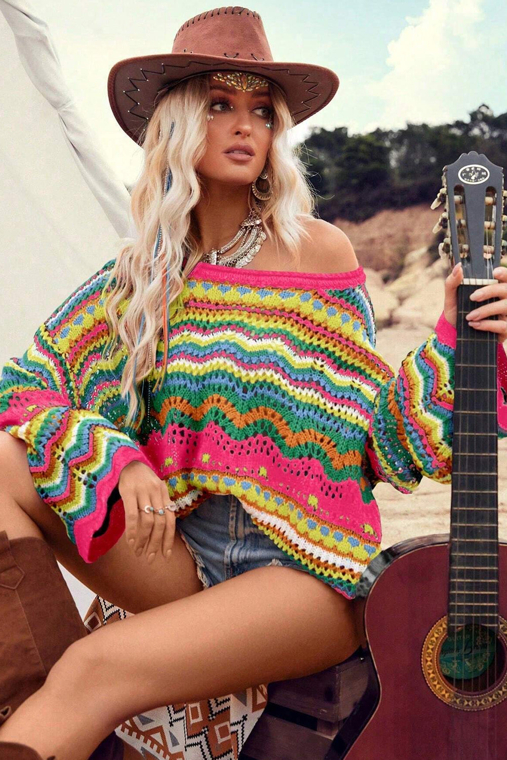 Rose Red Colorblock Striped Hollowed Knit Loose SweaterMaterial:55%Acrylic+45%Cotton

• Stay cozy and stylish in this sweater featuring a unique hollowed knit design for a trendy boho look.
• The loose fit of this swea