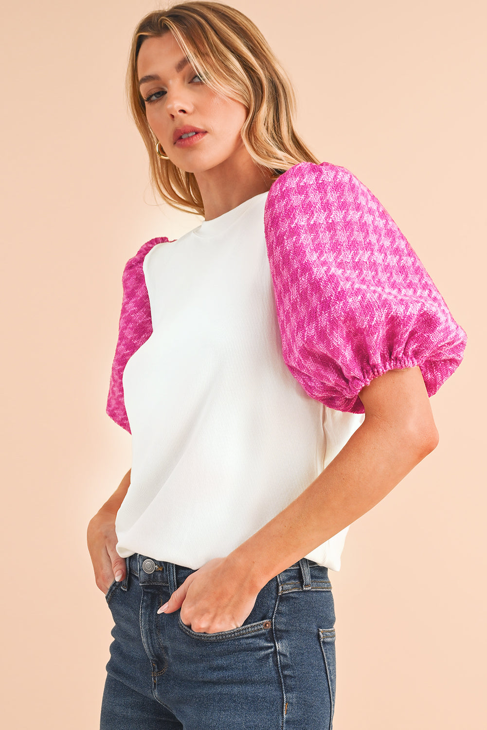 White Tweed Lantern Sleeve Patchwork BlouseMaterial:93%Viscose+7%Elastane



		The blouse features lantern sleeves, which are characterized by their voluminous and puffed shape. 
	
	
		The blouse can be 