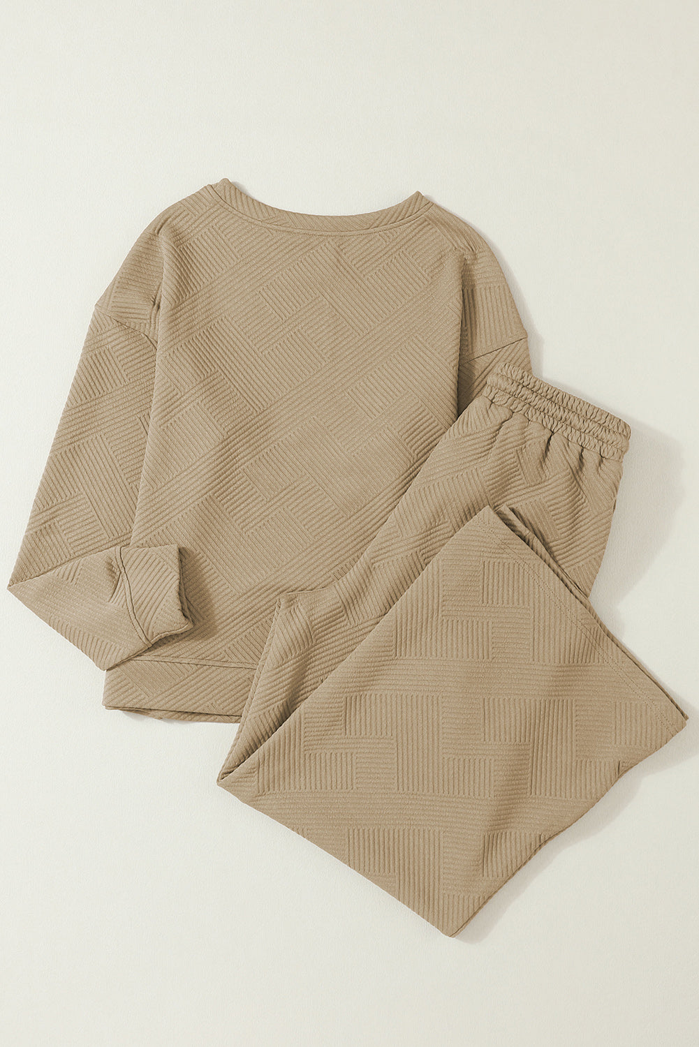 Red Dahlia Textured Loose Slouchy Long Sleeve Top and Pants SetMaterial:95%POLYESTER+5%ELASTANE



		Our Gray Textured Loose Slouchy Long Sleeve Top and Pants Set, a comfortable and stylish ensemble that is perfect for loungin