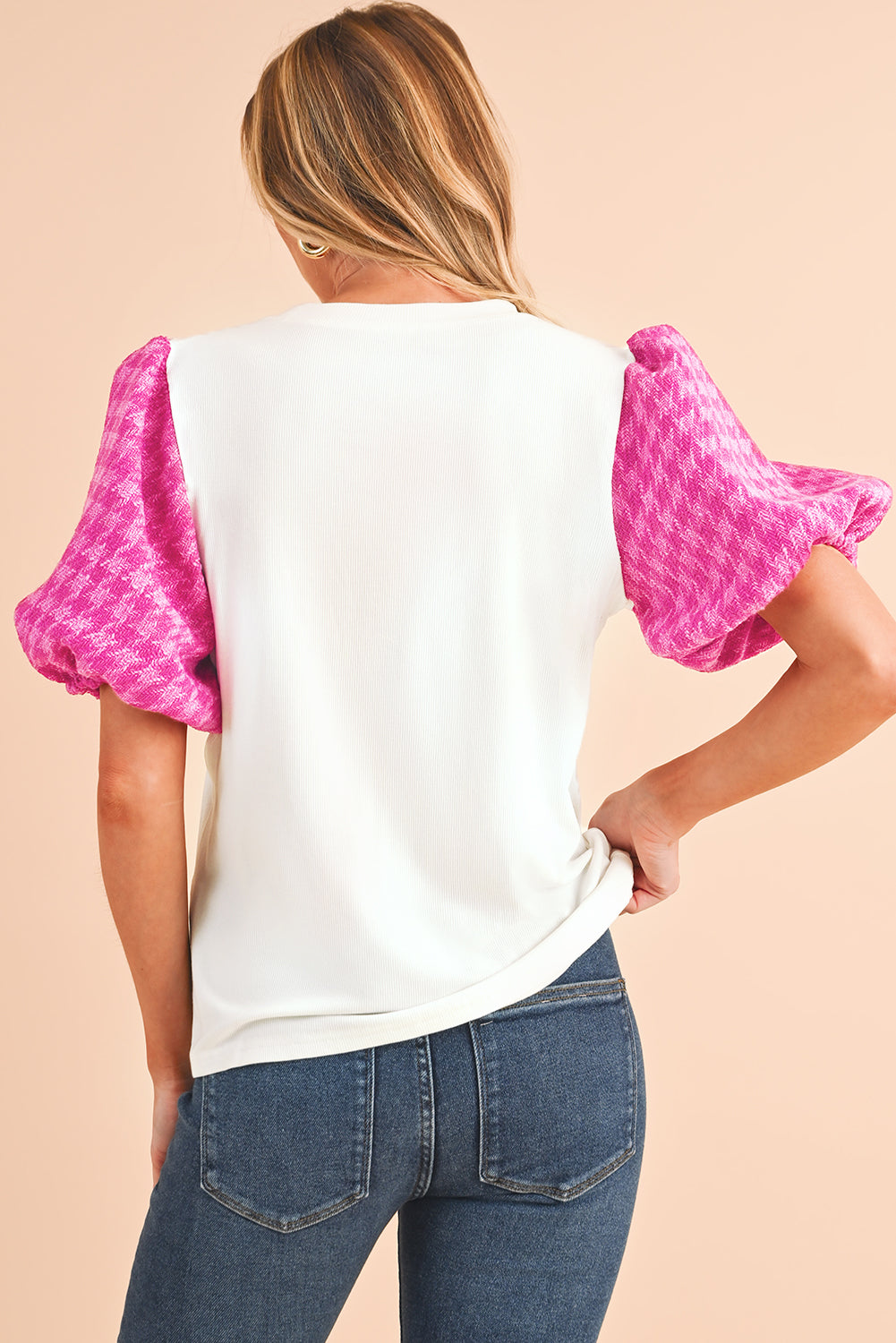 White Tweed Lantern Sleeve Patchwork BlouseMaterial:93%Viscose+7%Elastane



		The blouse features lantern sleeves, which are characterized by their voluminous and puffed shape. 
	
	
		The blouse can be 