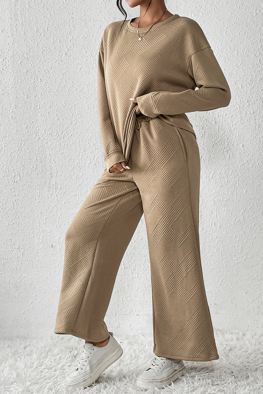 Red Dahlia Textured Loose Slouchy Long Sleeve Top and Pants SetMaterial:95%POLYESTER+5%ELASTANE



		Our Gray Textured Loose Slouchy Long Sleeve Top and Pants Set, a comfortable and stylish ensemble that is perfect for loungin