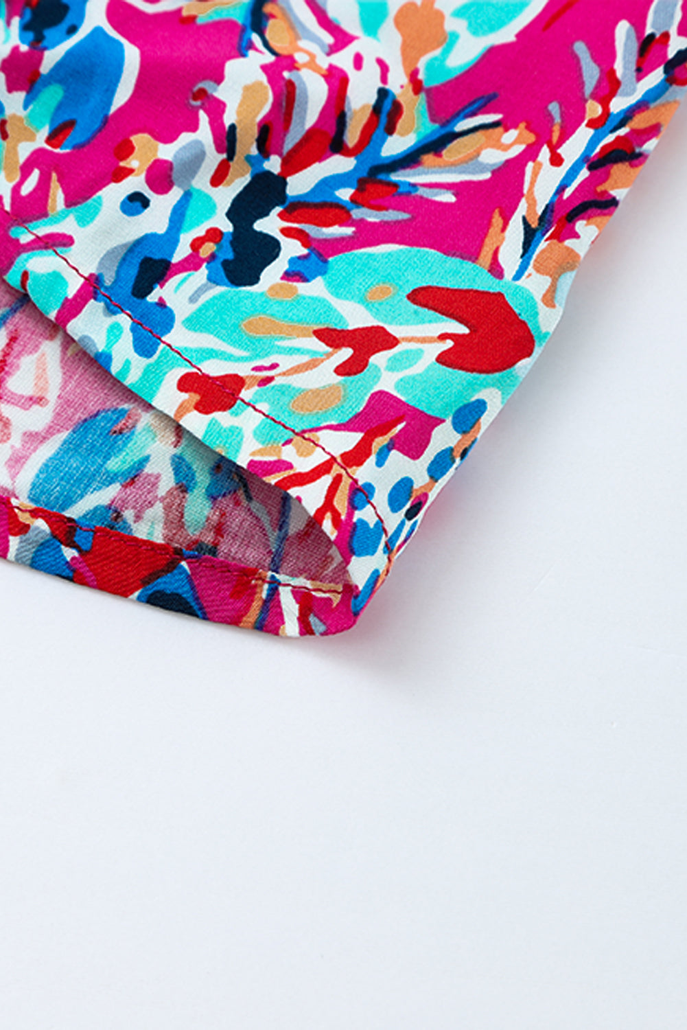 Abstract Botanic Print Wrap V Neck Short Sleeve Maxi DressMaterial:100%Viscose



		•The wrap style makes it a flattering and comfortable option for all body types.
	
	
		•The short sleeves make it ideal for warmer wea