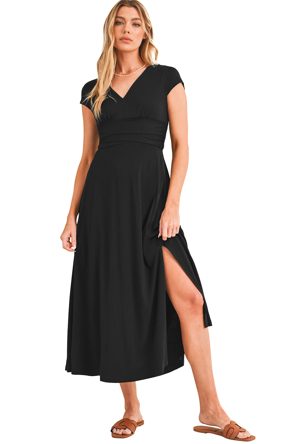 Peacock Blue Deep V Neck Ruched High Waist Midi DressMaterial:65%Polyester+30%Viscose+5%Elastane



		This concise long dress is versatile and suitable for various occasions. 
	
	
		The trendy high-waist look is e