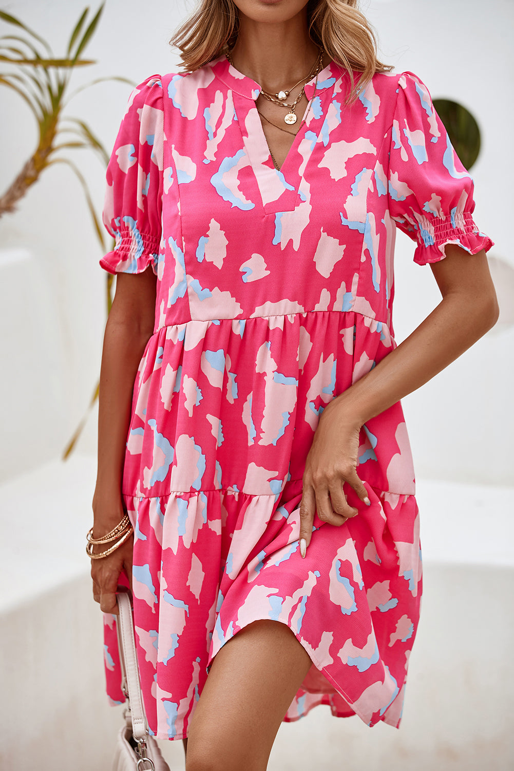 Pink Abstract Print V Neck Smocked Sleeve Mini DressMaterial:100%Polyester


	


		Stand out in style with our mini dress, featuring a unique print and flattering silhouette that exudes charm and sophistication.
