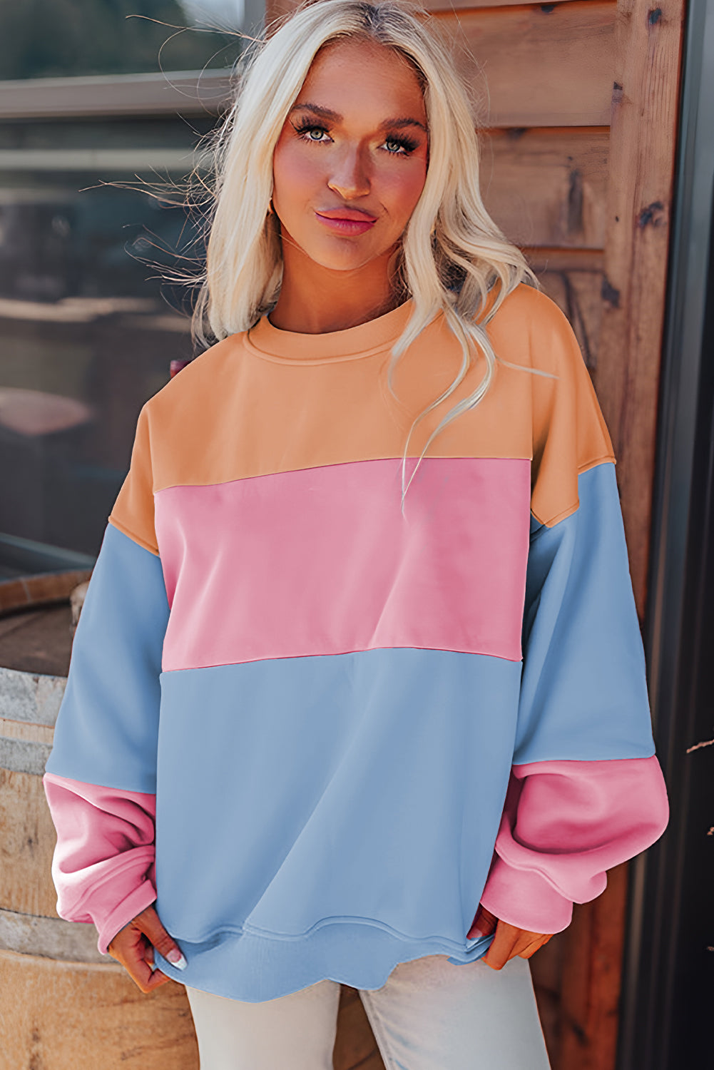Bright Pink Colorblock Patchwork Drop Shoulder SweatshirtMaterial:70%Polyester+30%Cotton

• Embrace a blend of casual charm and trendy style with our sweatshirt, perfect for a relaxed yet fashionable look. 
• Crafted wit