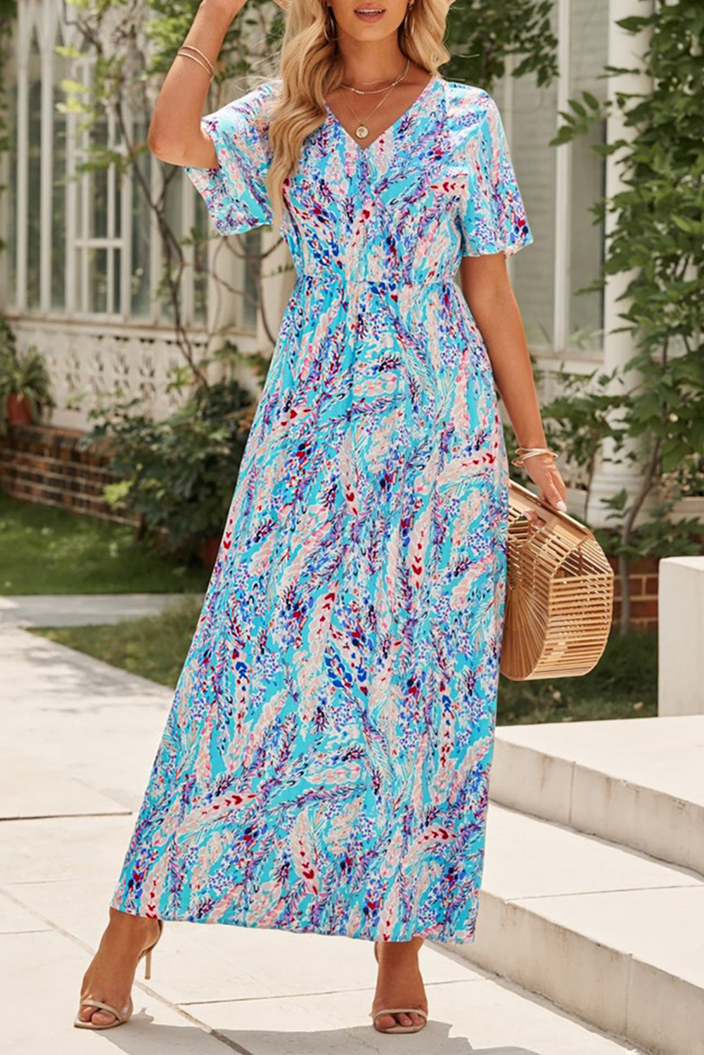 Abstract Botanic Print Wrap V Neck Short Sleeve Maxi DressMaterial:100%Viscose



		•The wrap style makes it a flattering and comfortable option for all body types.
	
	
		•The short sleeves make it ideal for warmer wea