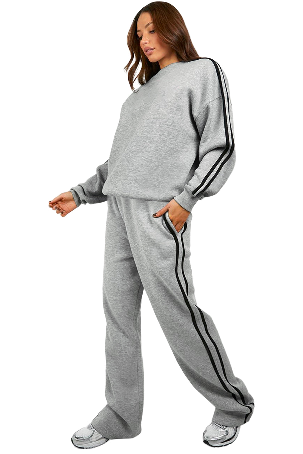 Light Grey Solid Color Side Striped Sweatshirt Pants SetMaterial:50%Polyester+50%Cotton

• This pants set exudes a modern appeal perfect for casual outings or lounging at home.
• Crafted from high-quality fabric for a s