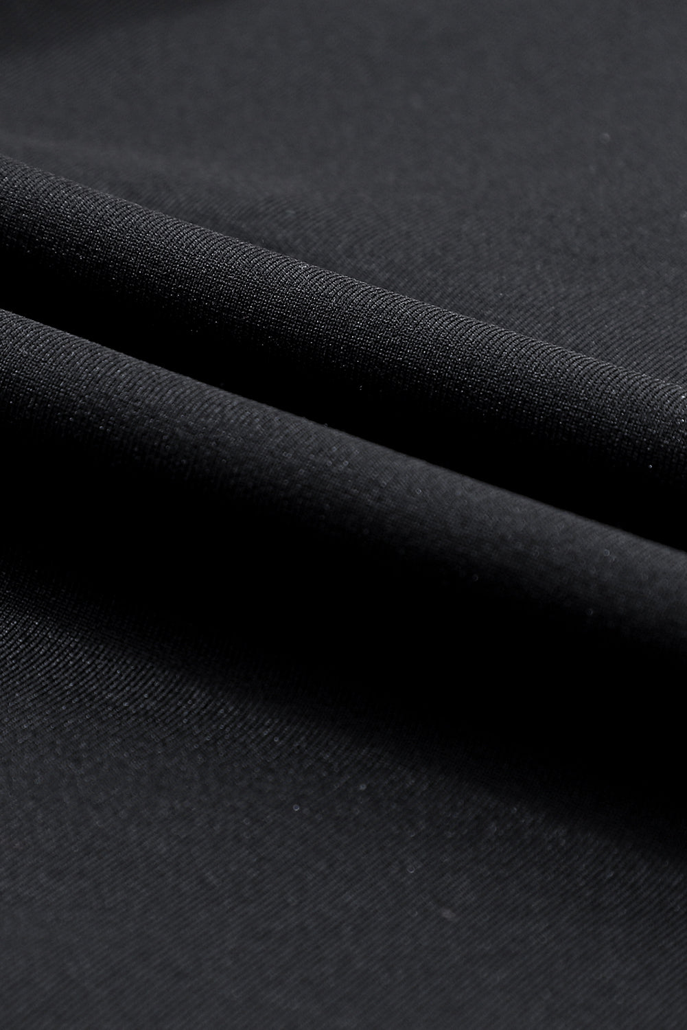 Black Exposed Seam High Waist Pocketed JoggersMaterial:100%Polyester



		These solid joggers are a versatile addition to your wardrobe, suitable for individuals of all body types.

	
		The exposed seam desi