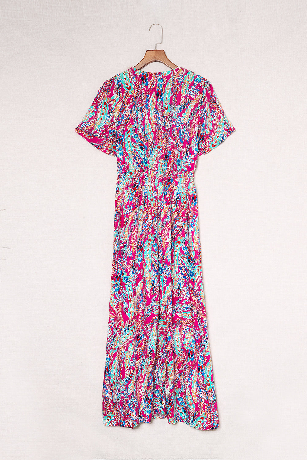 Abstract Botanic Print Wrap V Neck Short Sleeve Maxi DressMaterial:100%Viscose



		•The wrap style makes it a flattering and comfortable option for all body types.
	
	
		•The short sleeves make it ideal for warmer wea