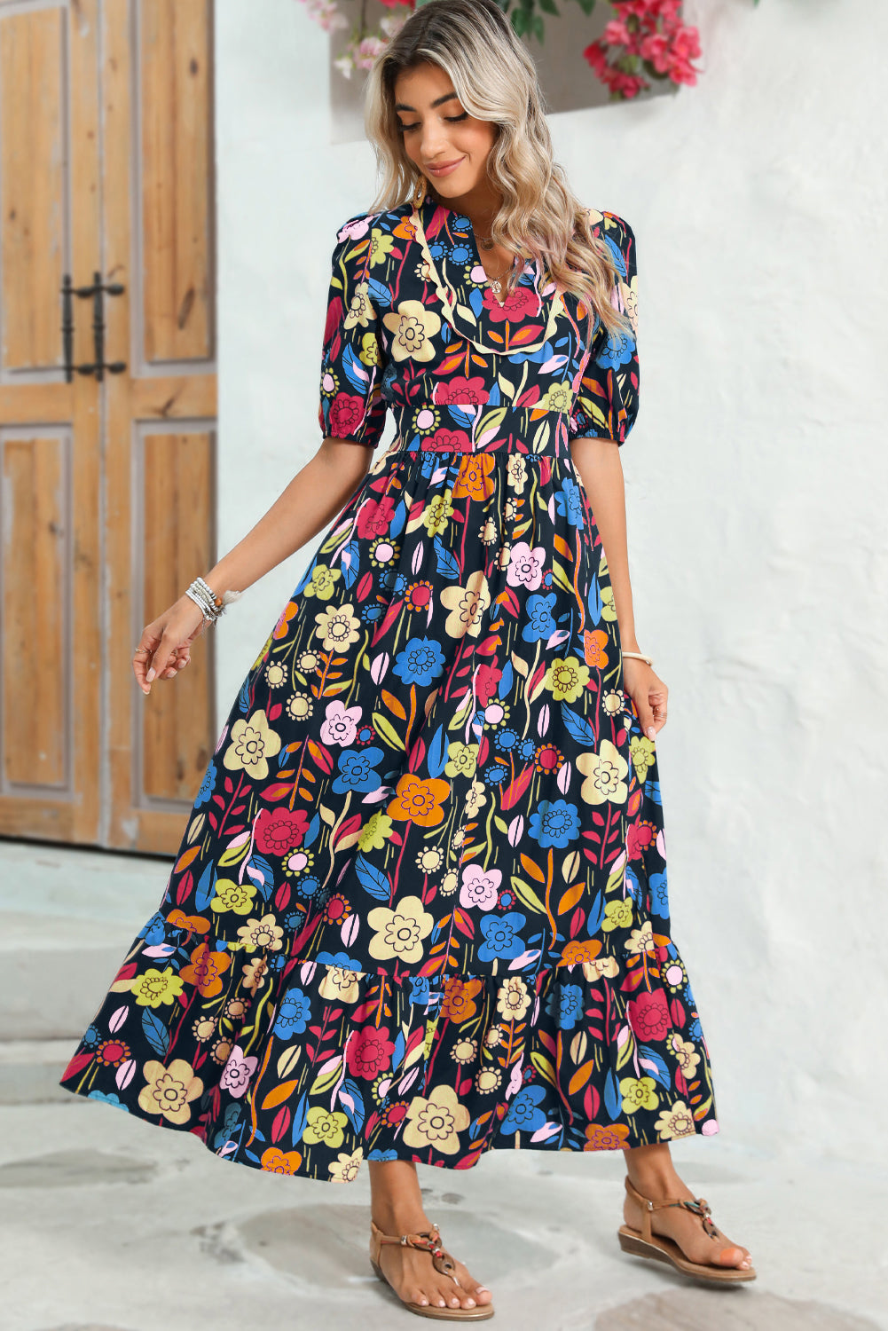 Green Floral Print Split V Neck Puff Sleeve Maxi DressMaterial:100%Cotton



		The dress is made from a soft and breathable fabric, ensuring comfort and a lightweight feel.
	
	
		This maxi dress features a split V 