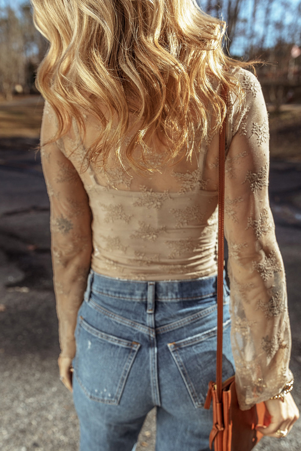 Apricot Mesh Crochet Patchwork Slim Fit Long Sleeve BlouseMaterial:90%Polyamide+10%Elastane

• Embrace the delicate elegance of apricot hues and intricate patchwork design with this slim-fit blouse.
• Crafted with attenti