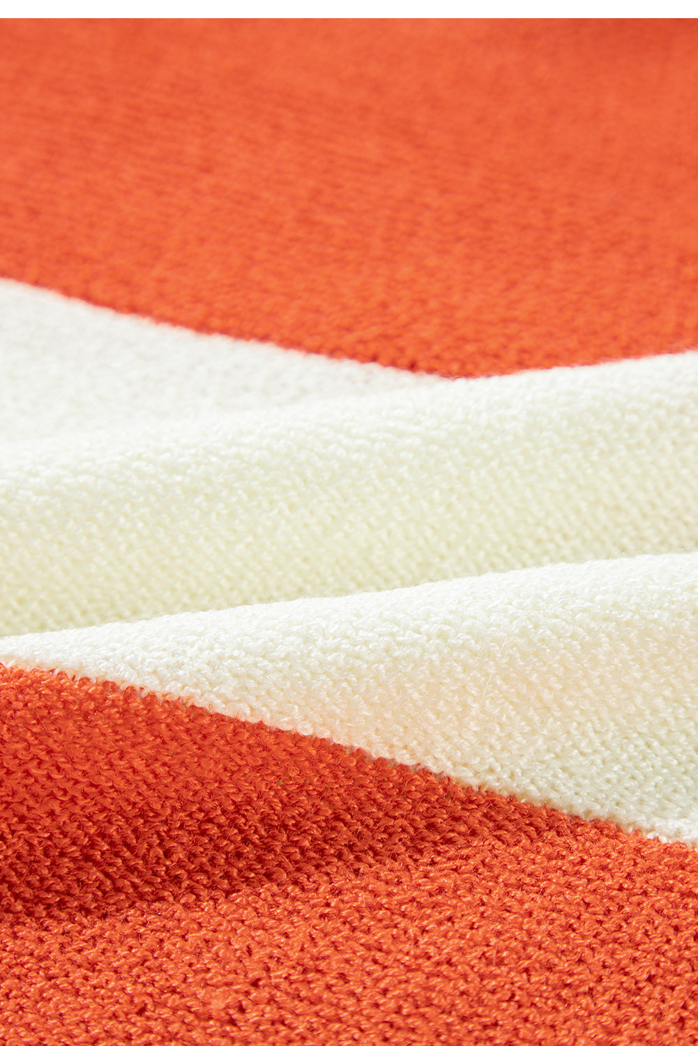 Orange Colorblock V Neck Side Slits SweaterMaterial:100%Acrylic

• Stand out in style with our sweater, blending casual stripes with a trendy rib-knit design.
• The vibrant orange hues add a pop of color to