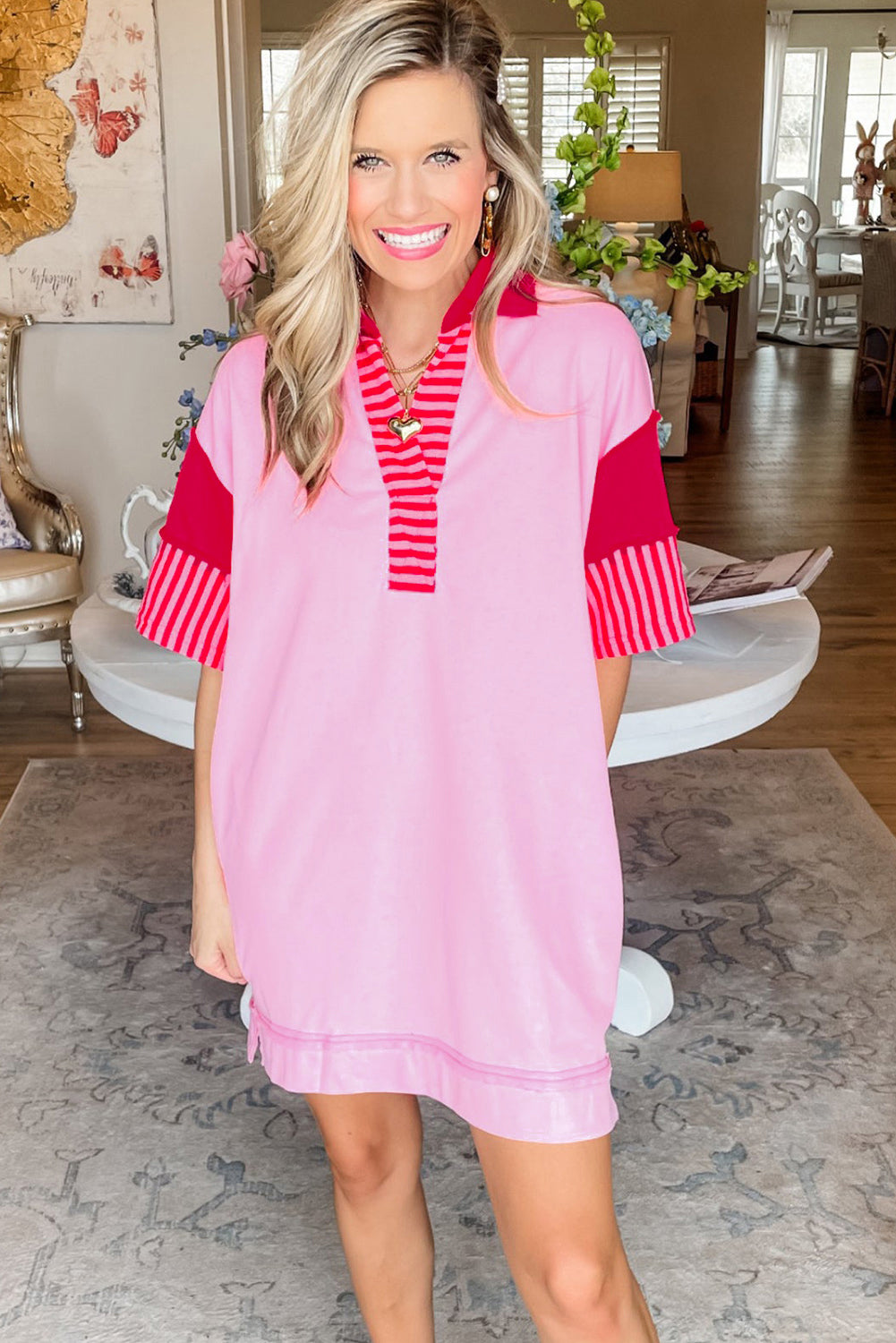 Pink Stripe Colorblock Sleeve Collared Mini DressMaterial:65%Polyester+35%Cotton

• The combination of pink and stripes adds a fun and trendy touch to your outfit.
• Embrace the relaxed vibes with the drop sleeve