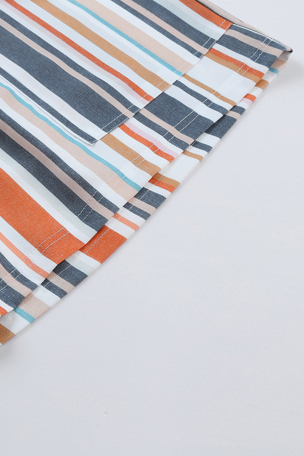 Stripe Vintage Washed Elastic Waist ShortsMaterial:100%Polyester



		You will be flooded
with compliments in our unique Vintage Washed Elastic Waist Striped Shorts
	
	
		We are loving the
paperbag st