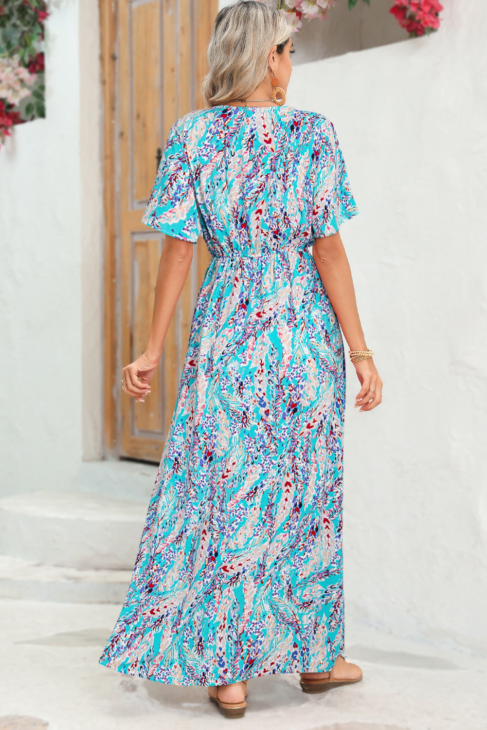 Abstract Botanic Print Wrap V Neck Short Sleeve Maxi DressMaterial:100%Viscose



		•The wrap style makes it a flattering and comfortable option for all body types.
	
	
		•The short sleeves make it ideal for warmer wea