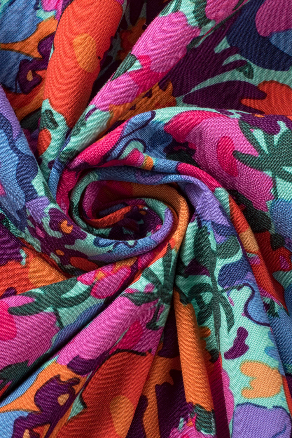 Blue Boho Floral Print V Neck Wrap Split Maxi DressMaterial:100%Viscose



		This high waist dress elongates the silhouette and creates a flattering hourglass shape
	
	
		The side slit adds a touch of allure and