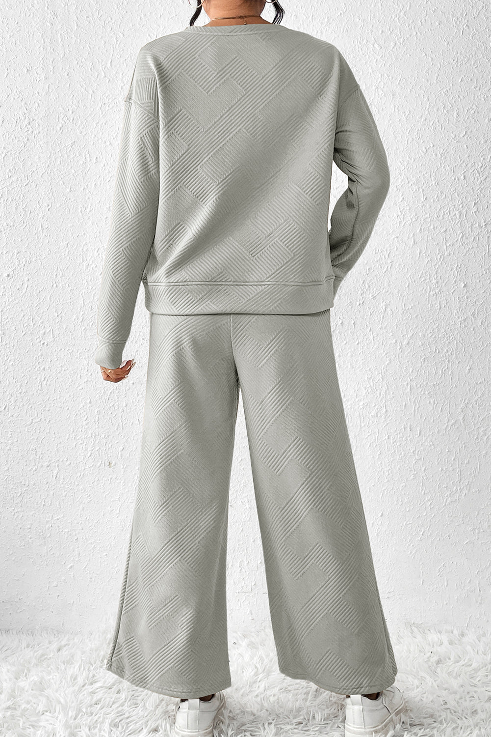 Red Dahlia Textured Loose Slouchy Long Sleeve Top and Pants SetMaterial:95%POLYESTER+5%ELASTANE



		Our Gray Textured Loose Slouchy Long Sleeve Top and Pants Set, a comfortable and stylish ensemble that is perfect for loungin