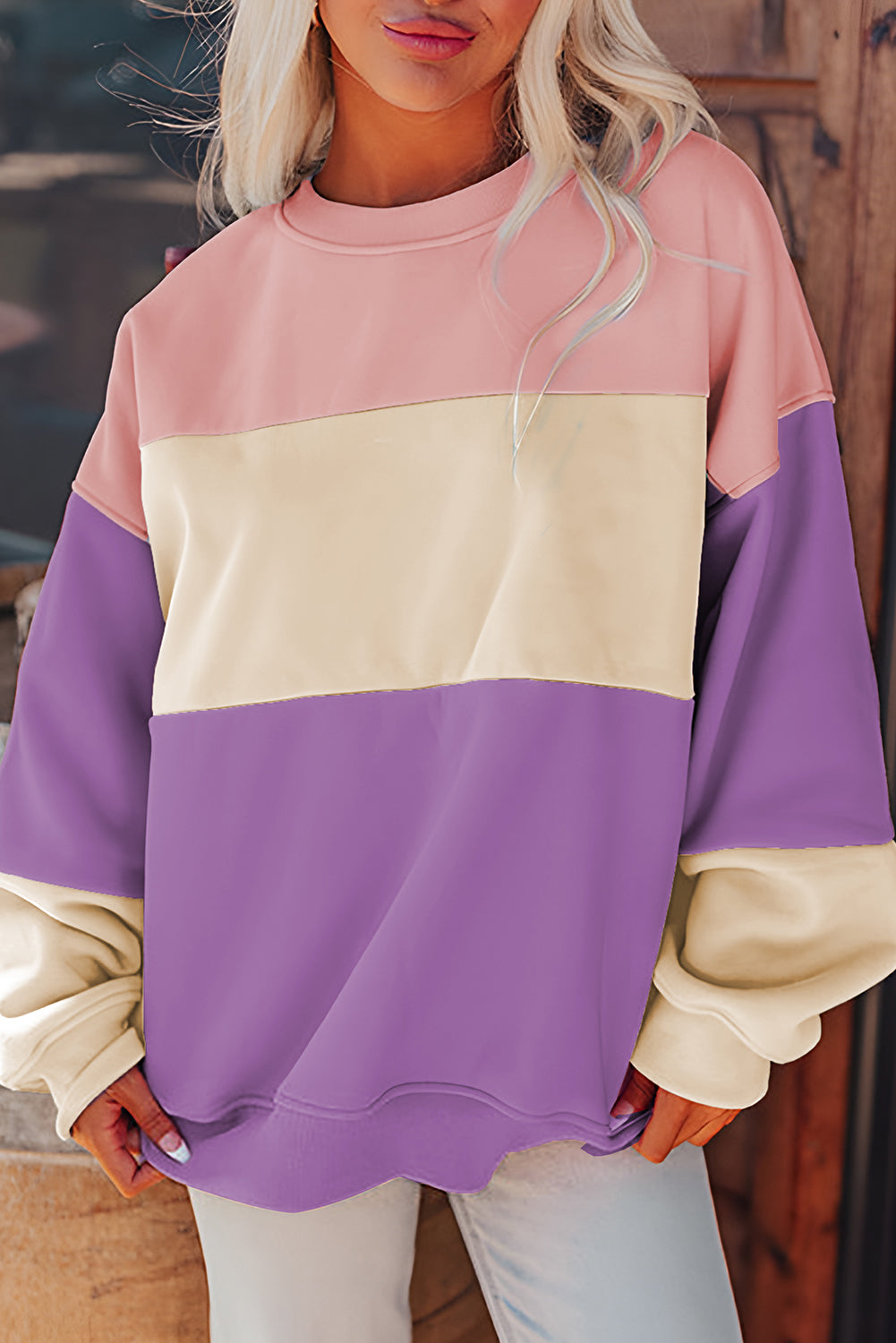 Bright Pink Colorblock Patchwork Drop Shoulder SweatshirtMaterial:70%Polyester+30%Cotton

• Embrace a blend of casual charm and trendy style with our sweatshirt, perfect for a relaxed yet fashionable look. 
• Crafted wit