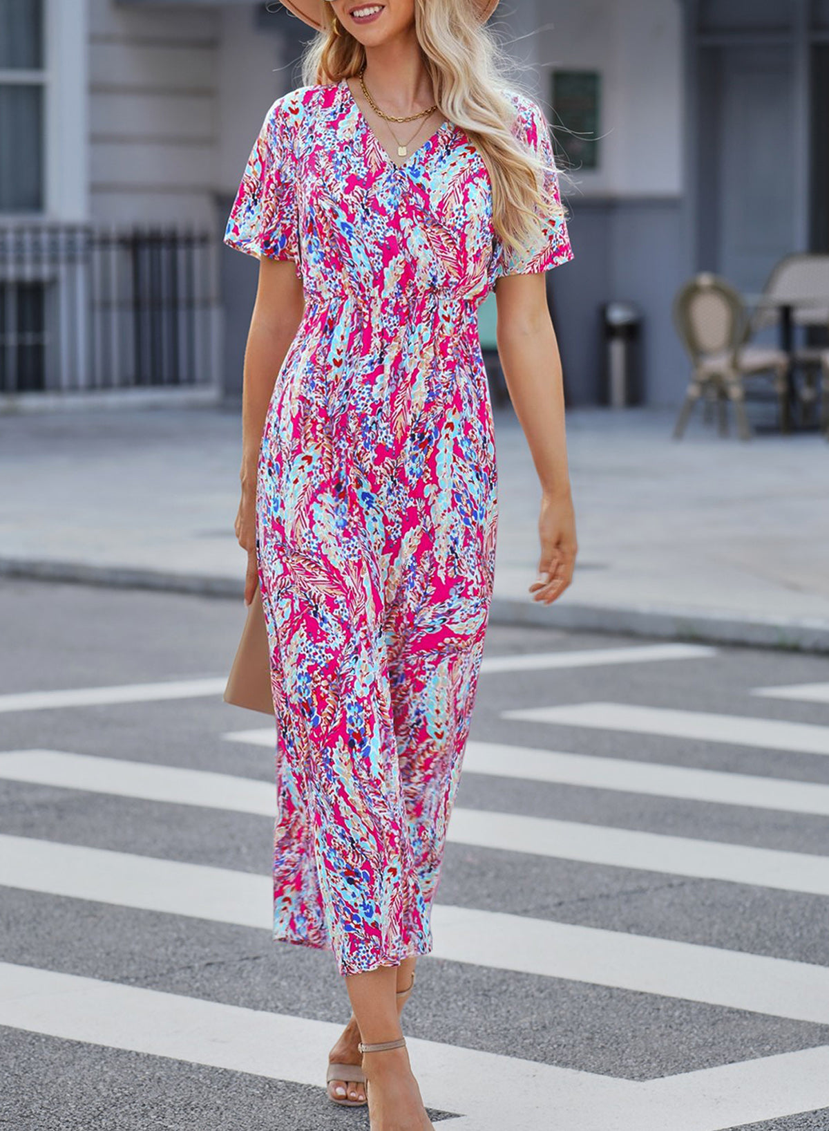 Abstract Botanic Print Wrap V Neck Short Sleeve Maxi DressMaterial:100%Viscose



		•The wrap style makes it a flattering and comfortable option for all body types.
	
	
		•The short sleeves make it ideal for warmer wea