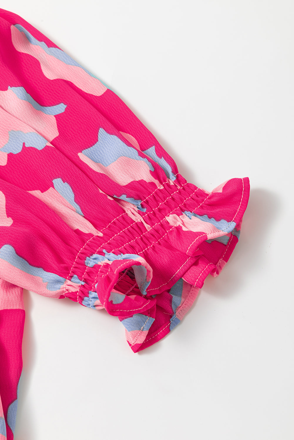 Pink Abstract Print V Neck Smocked Sleeve Mini DressMaterial:100%Polyester


	


		Stand out in style with our mini dress, featuring a unique print and flattering silhouette that exudes charm and sophistication.
