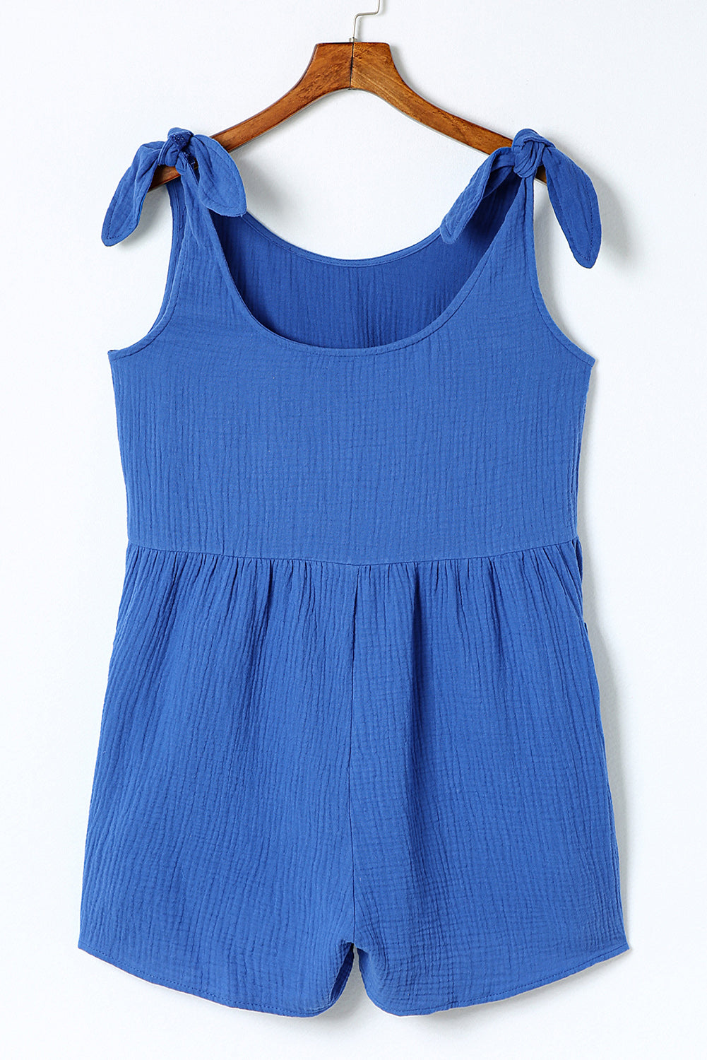 Black Textured Knotted Straps High Waist Wide Leg RomperMaterial:100%Cotton



		This beautiful romper is crafted with premium fabric making it lightweight and idealfor warm-weather excursions
	
	
		With a scoop neck