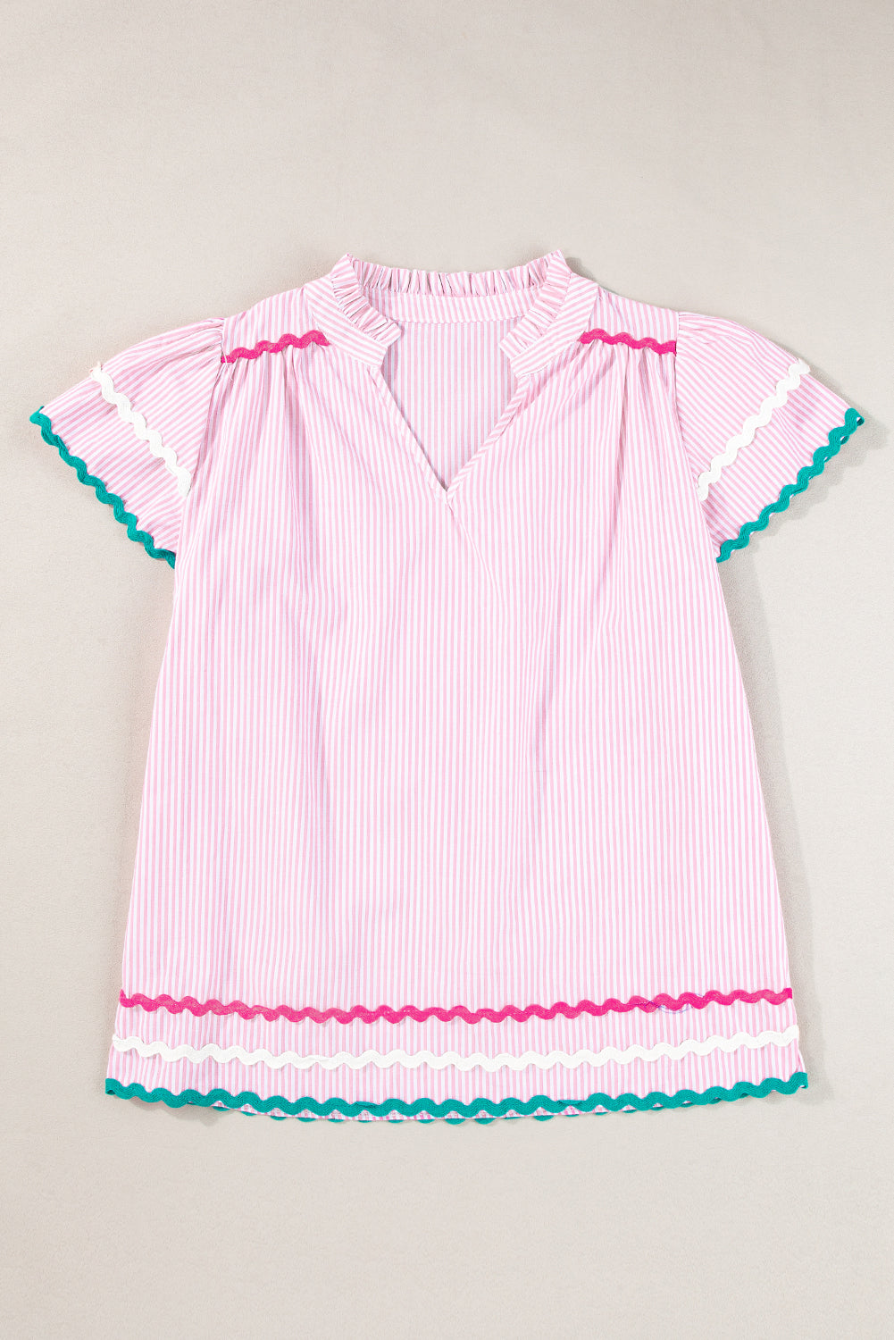 Sky Blue Striped Ricrac Splicing Frill V-Neck BlouseMaterial:100%Cotton



		Playful stripes: This blouse features a fun striped pattern with flirty frill details and a flattering V-neck.
	
	
		Chic and charming: